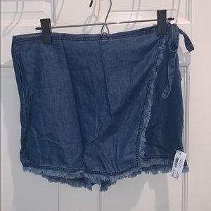 NWT Ravish Beyond Wrap Mini Skort